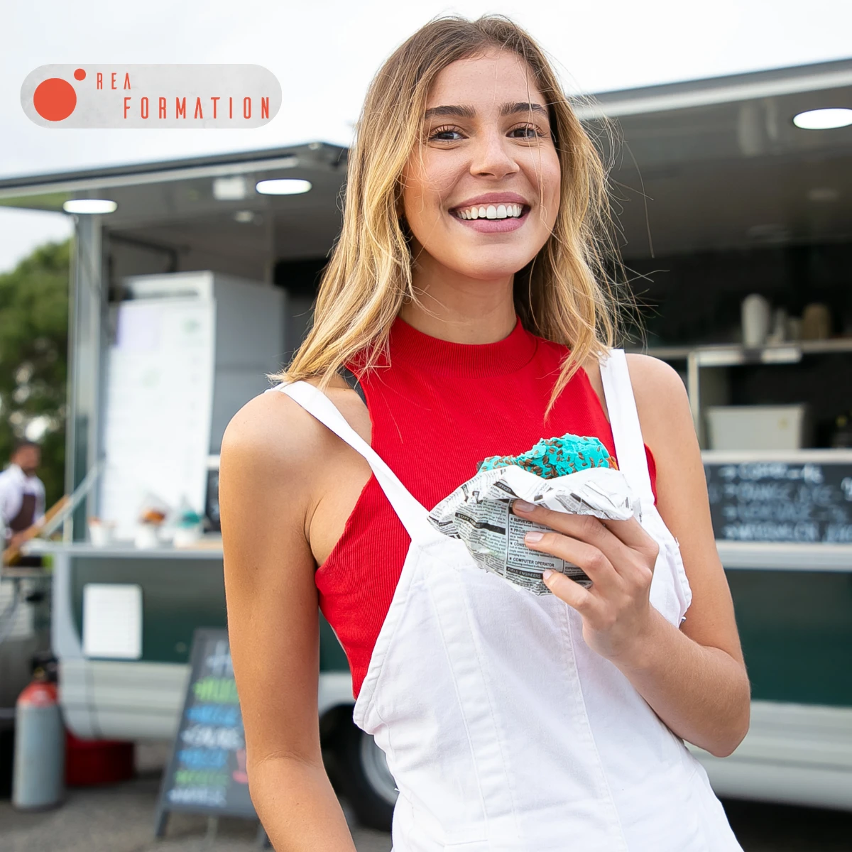 Professionnelle de food truck concernée par la formation hygiène alimentaire